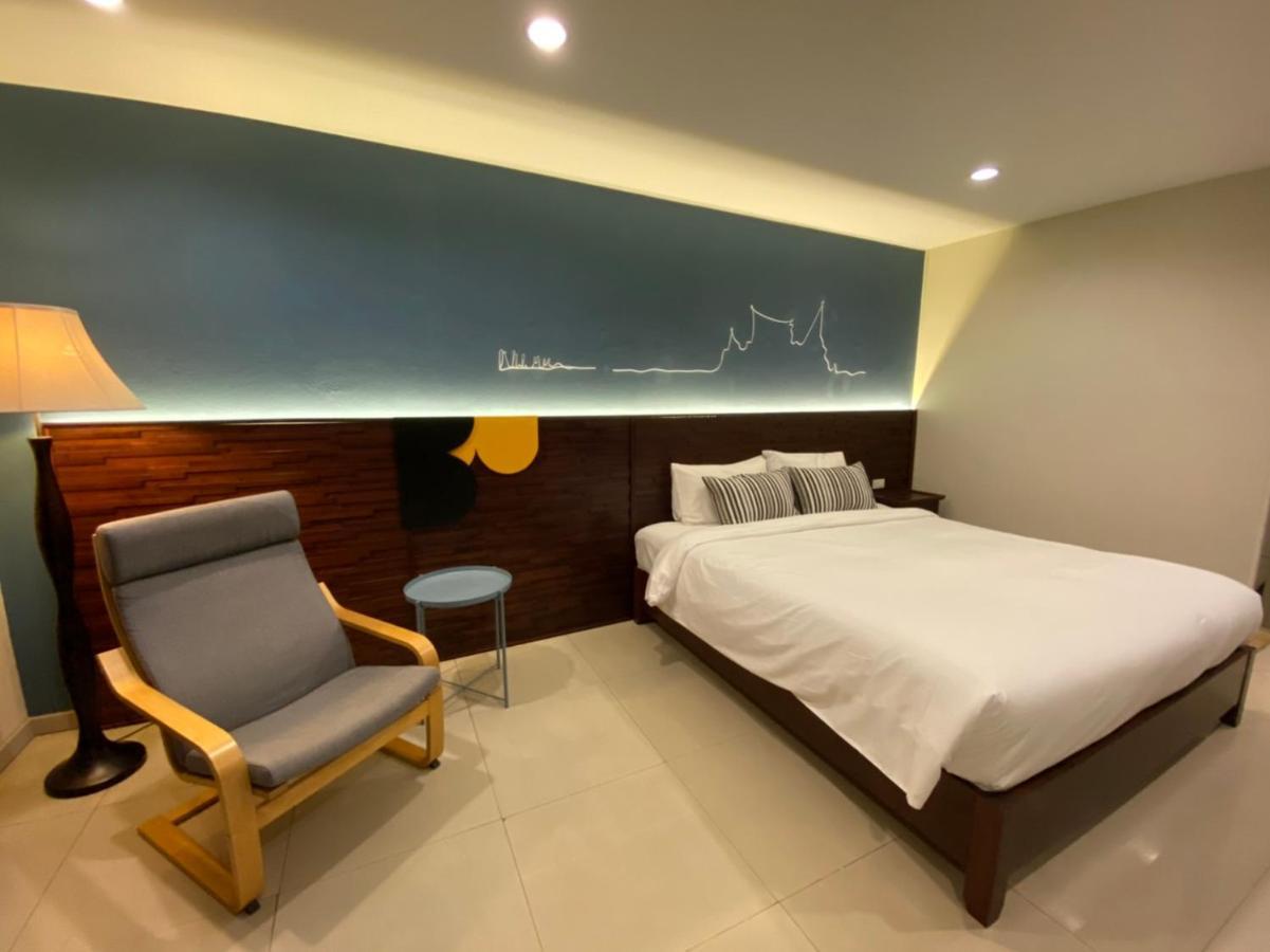 The Royalbee Aparthotel Bangkok Ngoại thất bức ảnh