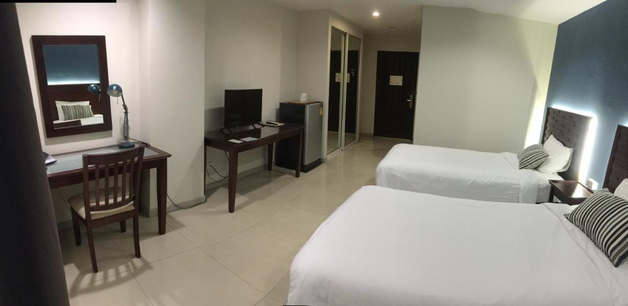 The Royalbee Aparthotel Bangkok Ngoại thất bức ảnh